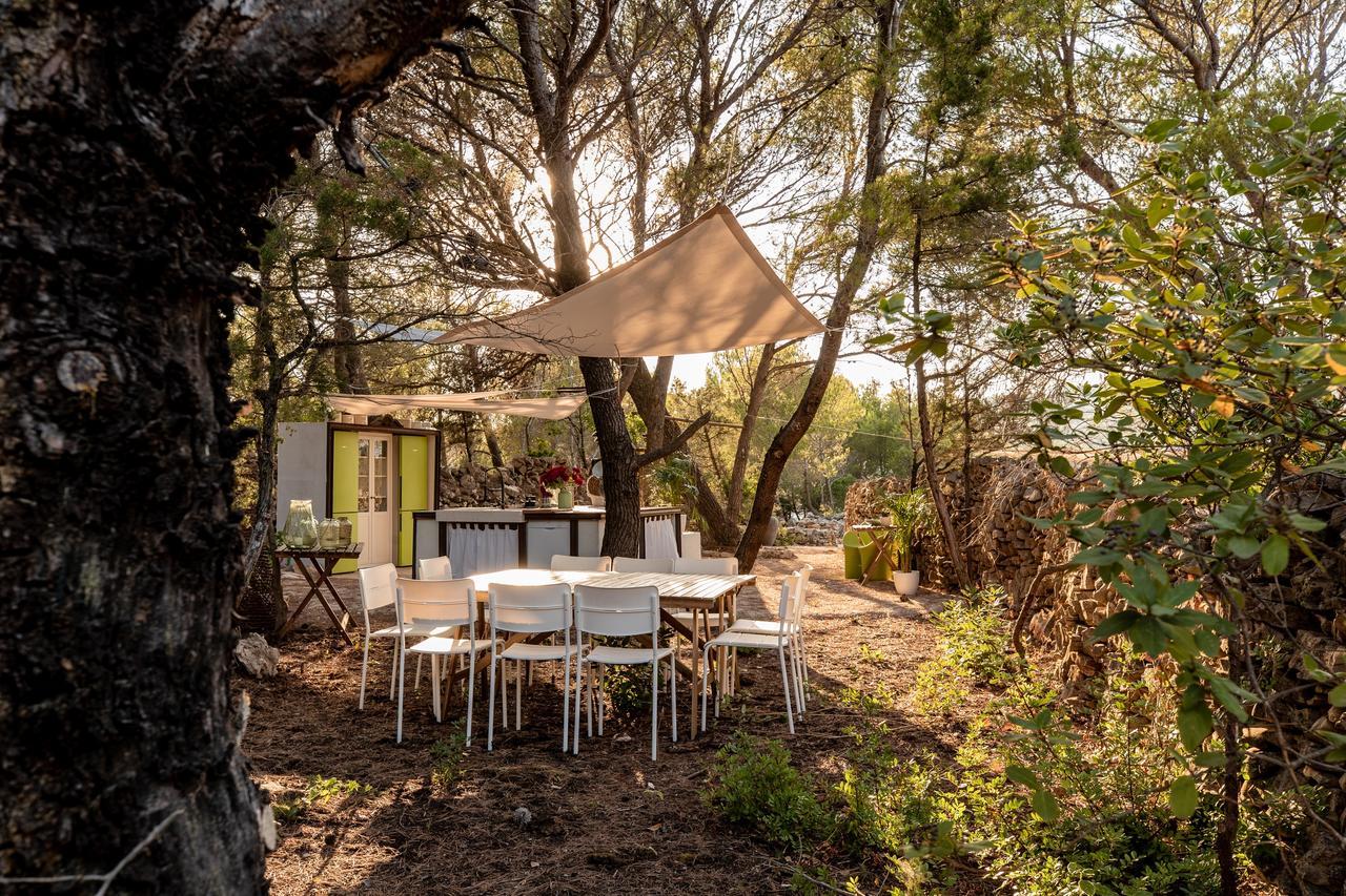 Plage Cachee - Glamping Vrboska Kültér fotó